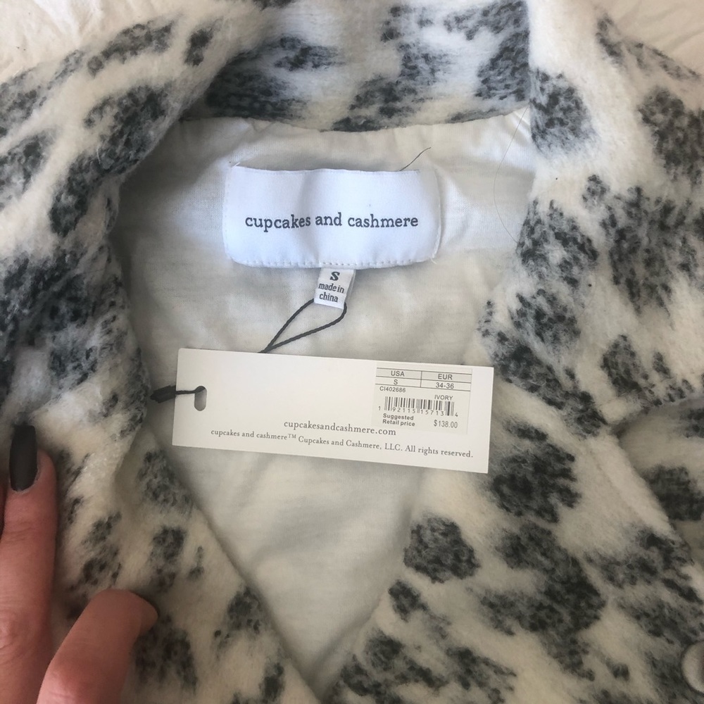 Jacket - Picture 3 of 5